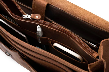 Complete Leather Briefcase - Image 6